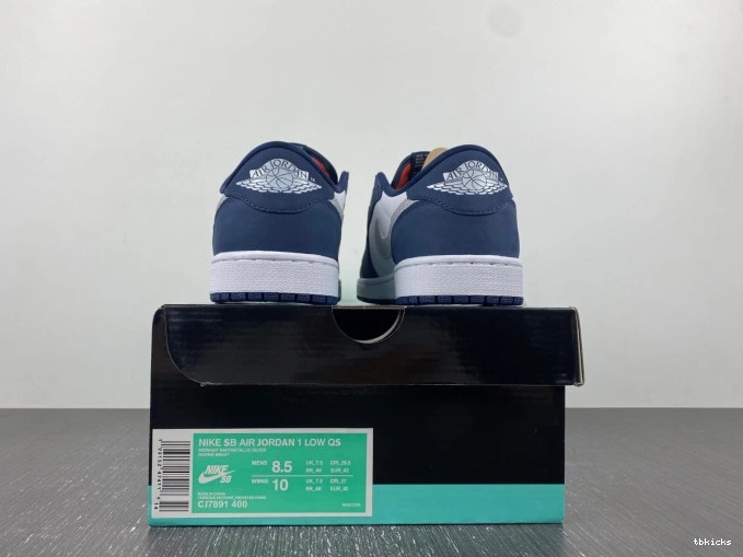 Reps TBK Jordan SB Low Midnight Navy CJ7891-400 1 0820